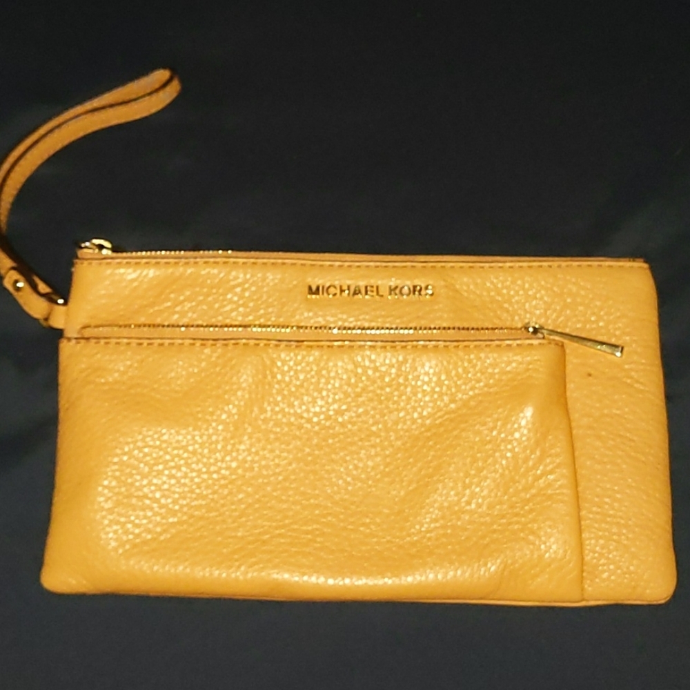 Michael Kors wristlet